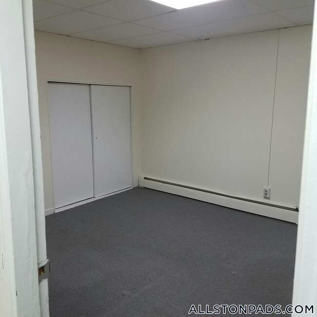 15 Glenville Ave, Unit B3 in Boston, MA - Building Photo - Building Photo