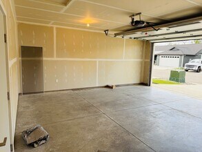6329 Absaloka Ln in Billings, MT - Building Photo - Building Photo