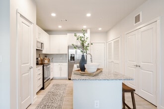 Prose Hardy Yards in Houston, TX - Foto de edificio - Interior Photo