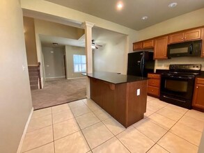 3164 W Montrail Pl in Fayetteville, AR - Foto de edificio - Building Photo