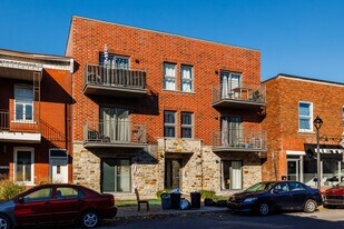 5519 Laurendeau Rue in Montréal, QC - Building Photo