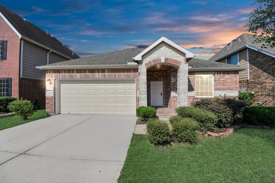 1923 Nentwich Lane in Houston, TX - Building Photo