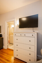 1247 Beacon St, Unit #1253 - A3 in Brookline, MA - Building Photo - Building Photo