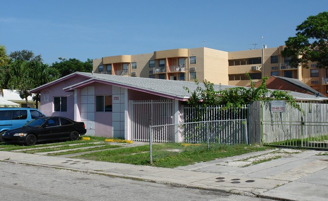 1721 SW 5th St in Miami, FL - Building Photo - Building Photo