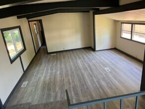 1406 34th St in Springfield, OR - Building Photo - Building Photo