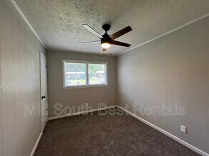 3757 Alma Dr in Memphis, TN - Building Photo - Building Photo