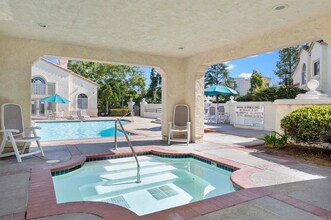 750 Breeze Hill Rd in Vista, CA - Building Photo - Building Photo