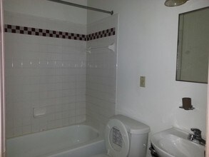 5515 Black St in Pittsburgh, PA - Foto de edificio - Building Photo