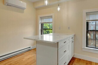 61 Broadway in Chelsea, MA - Building Photo - Building Photo