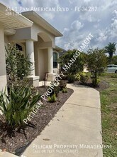 2441 Pan American Blvd in North Port, FL - Building Photo - Building Photo