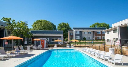 The Flats Apartments in West Des Moines, IA - Foto de edificio - Building Photo