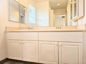 91-1022-1022 Halana St in Kapolei, HI - Foto de edificio - Building Photo