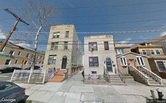 851 E 242nd St in Bronx, NY - Building Photo