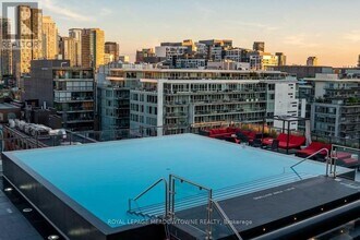 560 King St W in Toronto, ON - Building Photo - Building Photo