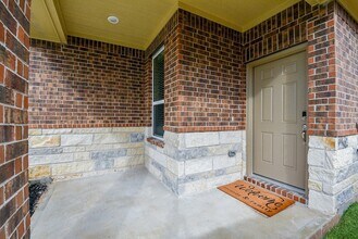 2022 W Darlington Oak Ct in Conroe, TX - Foto de edificio - Building Photo