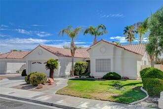 4432 Crimson Leaf Dr in Las Vegas, NV - Foto de edificio - Building Photo