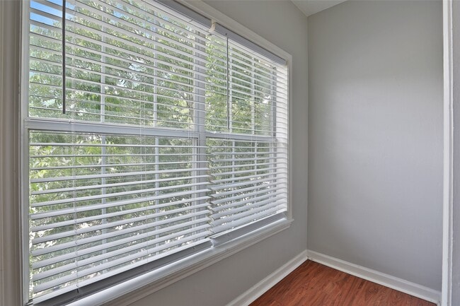 property at 5007 Polk St