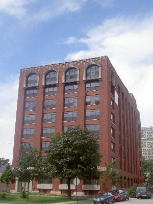 2100 S Marshall Blvd, Unit 302 in Chicago, IL - Building Photo