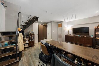 42 Palmetto St, Unit 1A in Brooklyn, NY - Building Photo - Building Photo