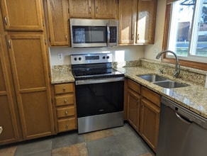 2450 Hampshire Rd in Fort Collins, CO - Building Photo - Building Photo