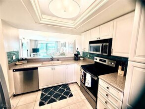 12171 Kelly Sands Way, Unit 1577 in Ft. Myers, FL - Building Photo - Building Photo