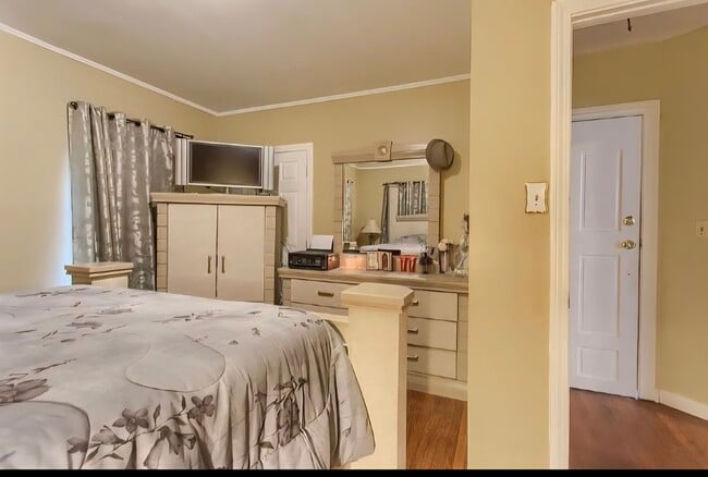 75 Johnson St in Lynn, MA - Building Photo - Building Photo