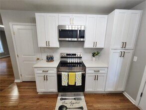 1195 Starline Dr in Smyrna, GA - Building Photo - Building Photo