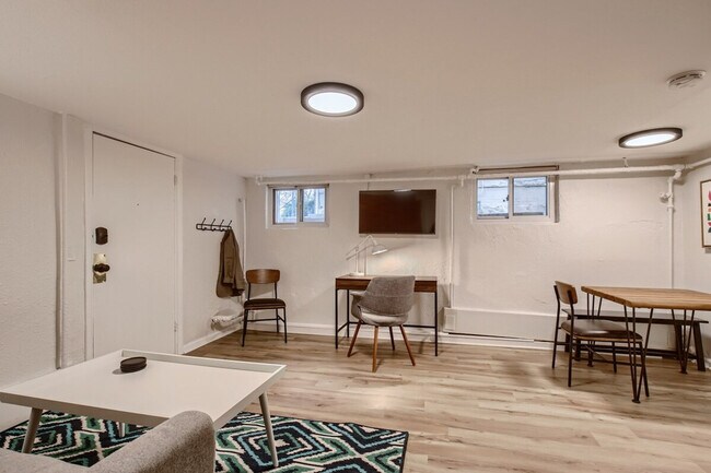 1240 York St in Denver, CO - Foto de edificio - Building Photo