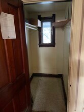 924 West Kirkwood Avenue in Bloomington, IN - Foto de edificio - Building Photo