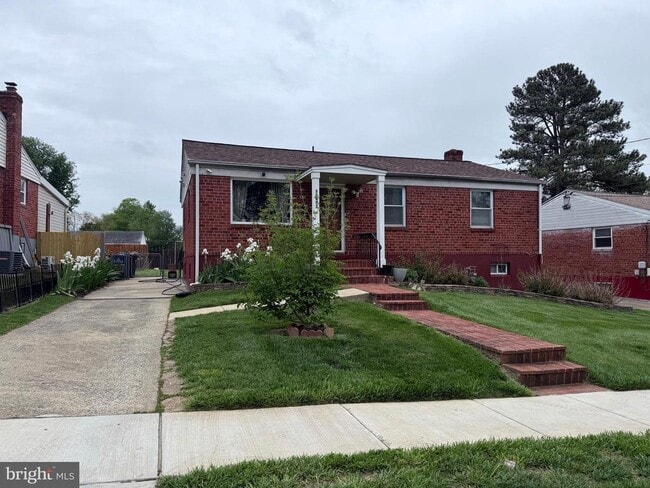 property at 11807 Rocking Horse Rd