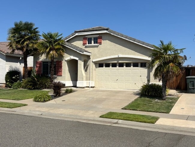 1955 Rickenbacker Ln in Lincoln, CA - Building Photo - Building Photo