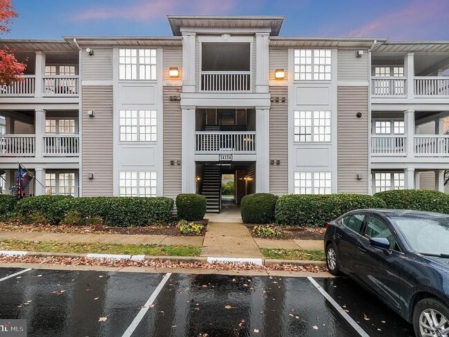 14154 Cuddy Loop in Woodbridge, VA - Building Photo - Building Photo