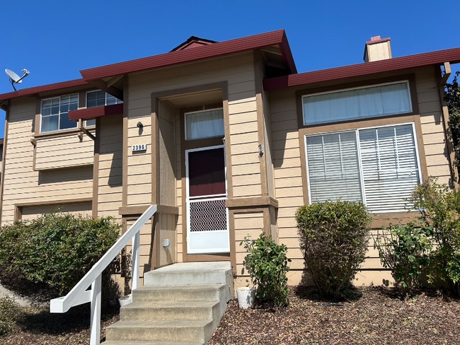 2396 Amethyst Way in Santa Rosa, CA - Building Photo - Building Photo