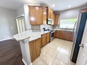 12806 Belvedere Song Way in Riverview, FL - Building Photo - Building Photo