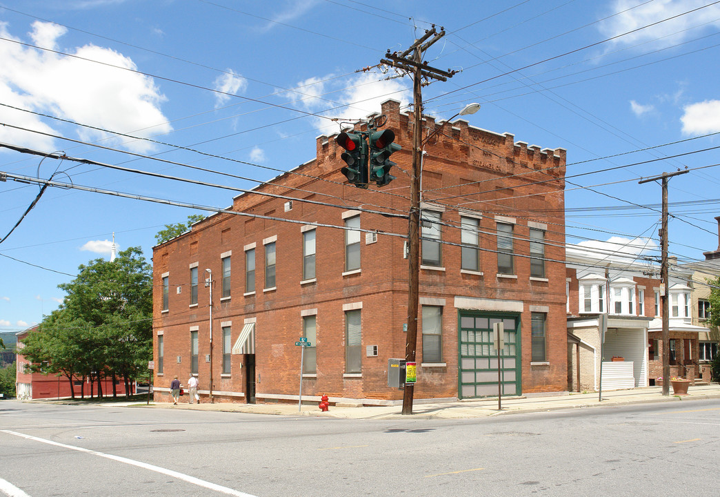 113 in Poughkeepsie, NY - Building Photo