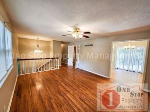 8401 Arlington Ave in Raytown, MO - Building Photo - Building Photo