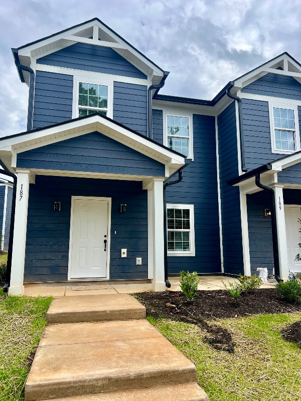 property at 193 Freeze Ave NW