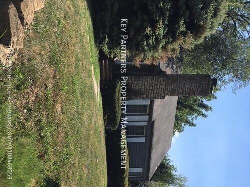 619 NE 42nd St in Kansas City, MO - Building Photo
