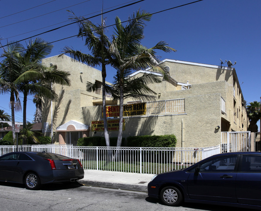 Cerise Apartments in Hawthorne, CA - Building Photo