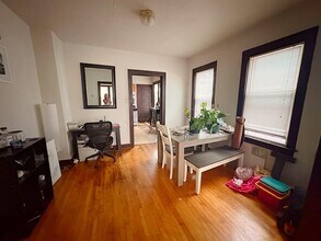 1736 N Arlington Pl in Milwaukee, WI - Building Photo - Building Photo