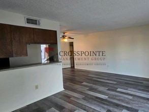 807 Texas St in Longview, TX - Building Photo - Building Photo