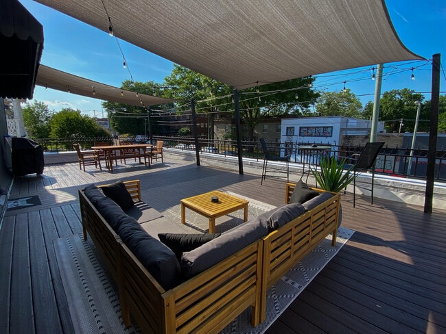 Bank Flats in Memphis, TN - Foto de edificio - Building Photo