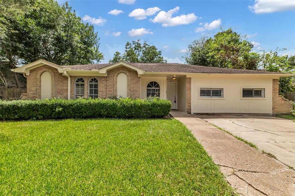 12331 Flushing Meadows Dr in Houston, TX - Building Photo