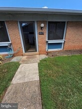 8676 Inyo Pl in Manassas Park, VA - Building Photo - Building Photo