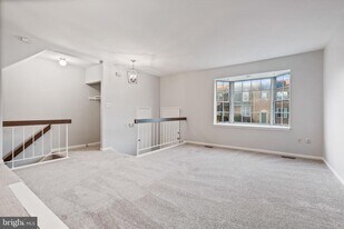 10322 Castlehedge Terrace in Silver Spring, MD - Building Photo
