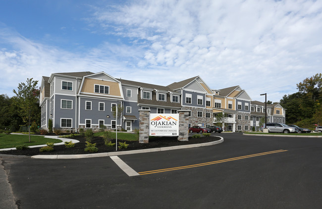 Ojakian Commons in Simsbury, CT - Building Photo - Building Photo