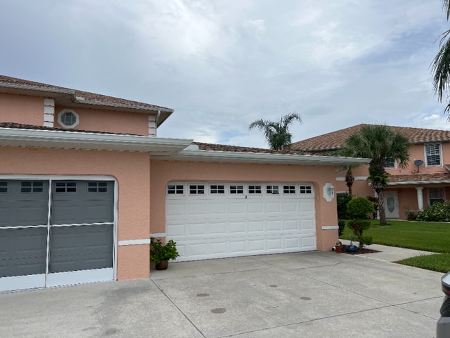 20068 Lake Vista Cir N in Lehigh Acres, FL - Building Photo - Building Photo