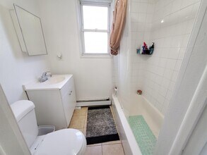 16 Mechanic St in Bayonne, NJ - Building Photo - Building Photo