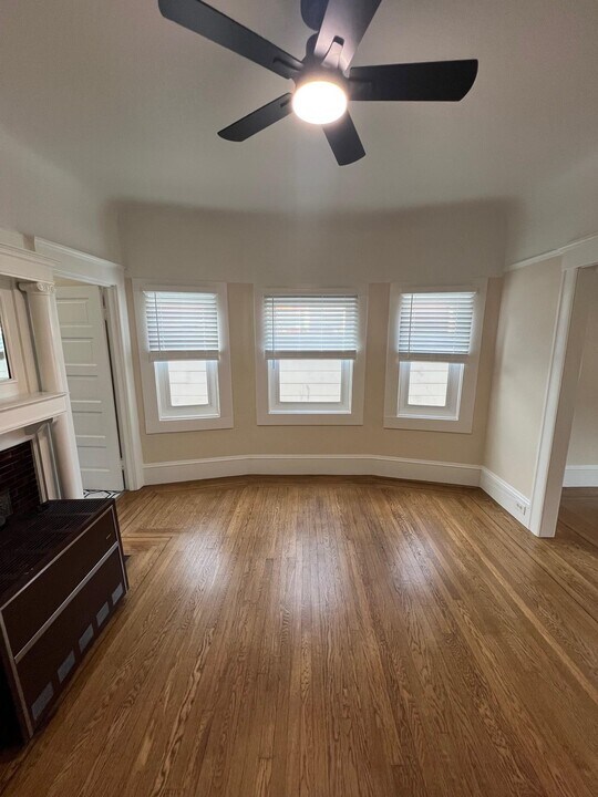 9 Monte Vista Ave in Oakland, CA - Building Photo