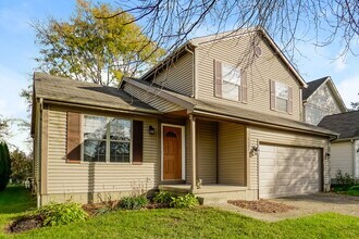 8094 Chapel Stone Rd in Blacklick, OH - Building Photo - Building Photo